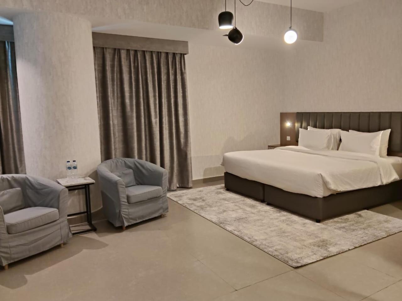 Vogo Grand Hotel Formerly Best Western Plus Hotel Dubai Academic City ภายนอก รูปภาพ