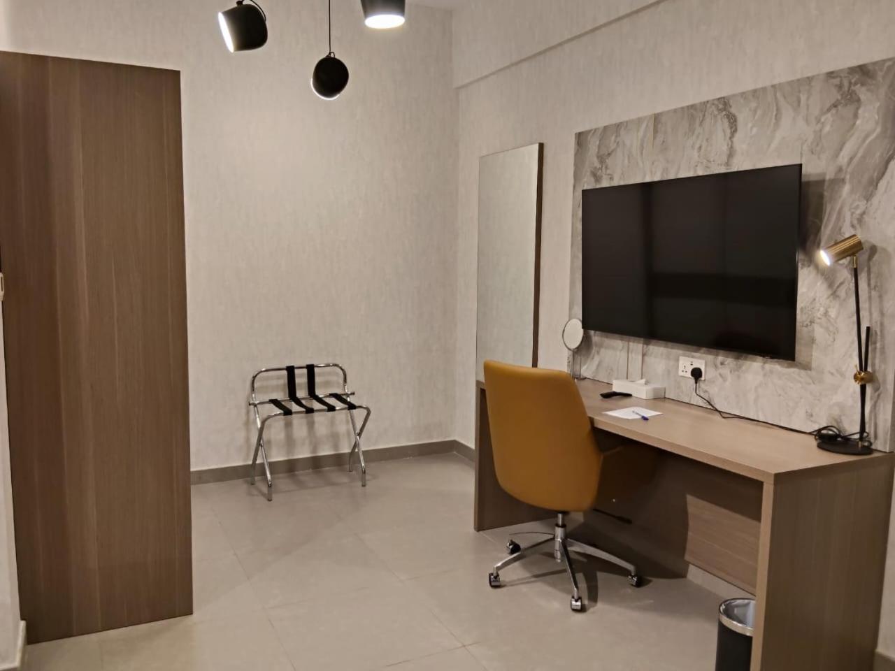 Vogo Grand Hotel Formerly Best Western Plus Hotel Dubai Academic City ห้อง รูปภาพ